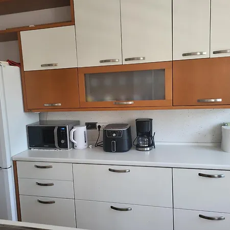 Apartna Obala